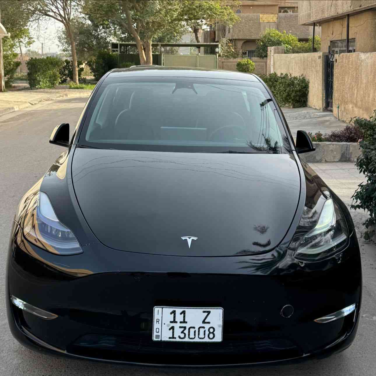 تسلا مودل Y موديل 2023 فول مواصفات
دبل ماطول لونك رنج
ماشية 16 الف
بـدون ايـرباك
رقم بغداد
تبديل جاملغ السائق وصبغ ربع البنيد والباب 
سيارة نظيفة جداً وكاملة مابيها اي مسج سيرفس
مكان السيارة السيدية
سـعر 20,500
***********
