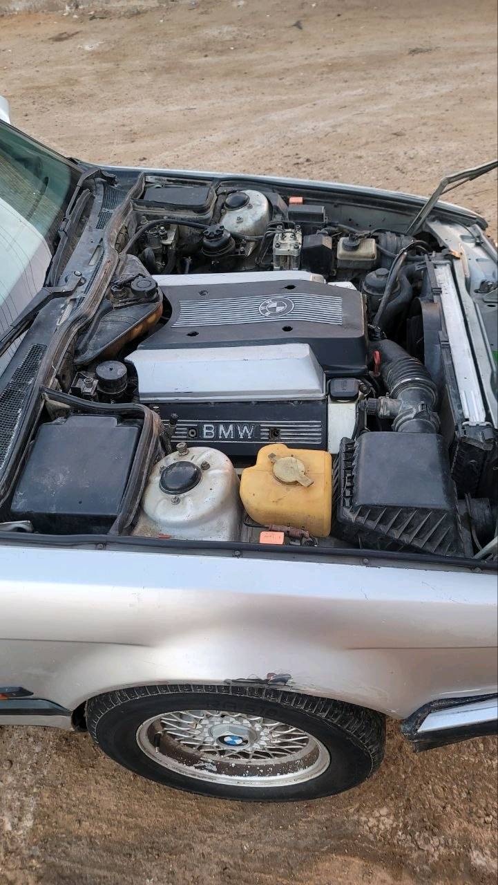 BMW1994V8.               السعر42$
السلام عليكم BMW 730i v8اصل السياره كير ومكينه خير من الله اي محافظه اريدهه اشغل وروح تبريد ثلج قطعتين لايتات زنون عالي ناصي فيول بم جديد اصلي بلكات بوش ألماني اصلي وأتر بم اصلي انكليزي جديد اي سي جديد ايرفلو جديدالسياره بلاديه شلع قلع اي جطل مابيهه كهربائياتهه كلهه شغاله كشنات كهرباء فتحه سقف شغاله داخل جلد صدر خلفي جديد دبلات كلهن جدد السياره وين مايعجبك شغل واطلع بيهه والسياره بيهه ضربه بل جاملغ الخلفي جهه السايق  سعر السيارة 42$قابل للتفواض العنوان بغداد
***********