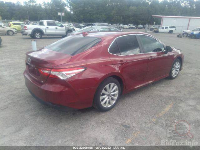 كامري 2020LE للبيع
الضرر بابين  وشويه بالهلال بدون دواخل بدون ايرباك
الداخل بيجي
رادار وتحديد سرعه
تايرات جدد رقم اربيل السعر 188 شرط التحويل مكان السياره صلاح الدين رقم صاحب السياره *********** زين
 ‏‪***********‬‏ اسيا
