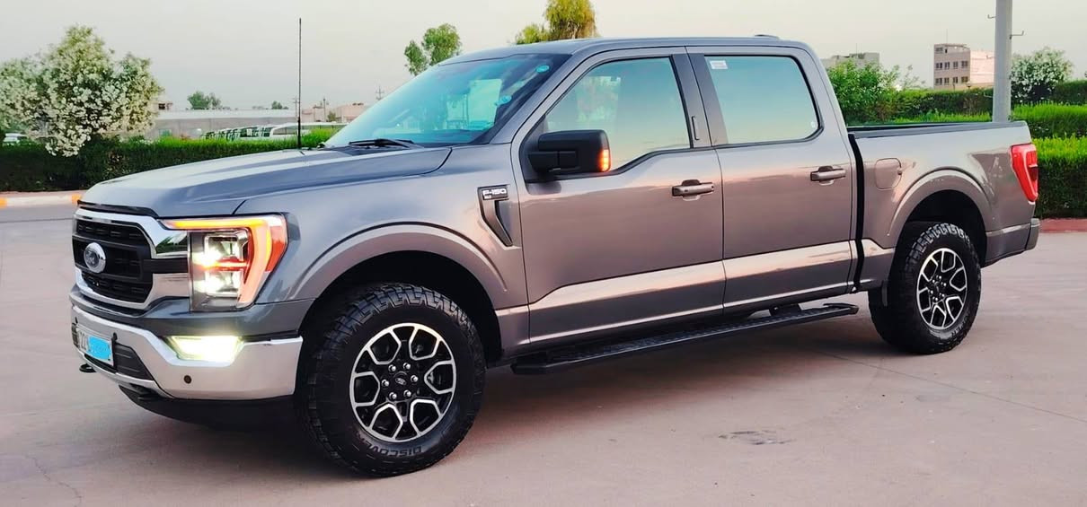 بسم الله سلام عليكم
فورد F-150 موديل:2022(  انضف او ارخص بكل سوق)
مواصفات XLT يعني فوول فول ماعدا بنورامه باب طويل بدي قصير
   ماشي38فقط حجم محرك 6 توربو مرغوب محرك كير تبريد تدفئه كهرباي حجر صالص صدر اكسل مكفول كفاله عامه
دبل اكسل شاشه كبير كامره حساسات رادارات كير ارضي تبريد مركزي يعني فول فول ماعدا بنورامه سياره فقط بنيت صبخ بدون شاصي فقط ارباك استيرن مرجع بلاد الباقي كفاله صور حادث بل منشور 
  سعر جوو سوق 285  بي مجال قليل كلش مكان سيار سليماني رجاا اذا مو شراي لاتكسر حلال ناس مع احترماتي *********** السليمانية, العراق
