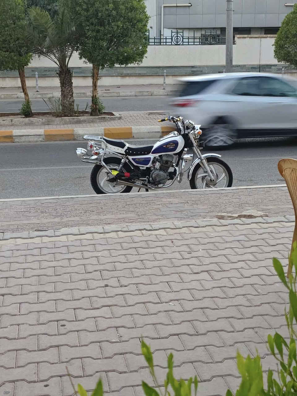 ‏سلام عليكم
￼ دراجةتايموتا للبيع
‏دراجة أغراض أصلي برغي تجارة مابيها
‏الدراجة معروضة بسعر 
‏1,100,000 دينار عراقي 
‏السعر نهائي
‏ الدراجة بحالة الوكالة
‏￼ دراجة زيرو صار أسبوع من كملت
‏الرقم ***********
‏مو شراي لا يعلق سعرك بكيفه لأن السعر قفل 
‏وأنا مكلف بالنشر
