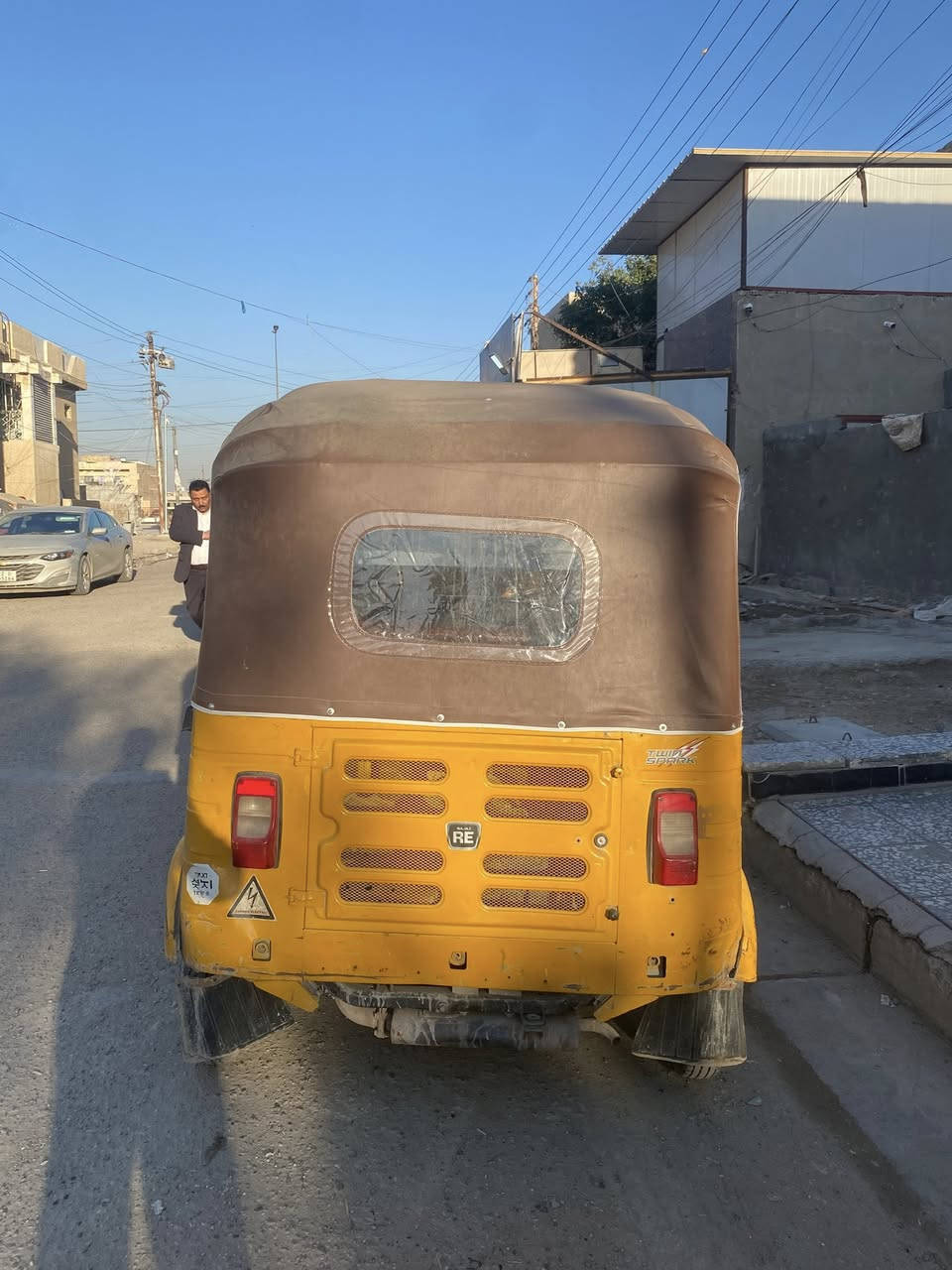 سلام عليكم تكتك للبيع موديل 2019 طالعه بشهر ال12محسوبه ع2020 تكتك مامصبوغه بلادي فقط طخات بسيطه واضحه بالصور المكينة لا اتنقص ولا تبخر فول نعومه اوراق اصولي العنوان بغداد حي الجهاد  السعر 
4500 

***********
