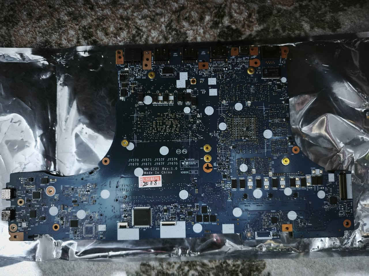 السلام عليكم
مذربورد لينوفو ليجون 5
قطعة جديدة شرط الفحص
معالج i7 جيل ال12
و كرت شاشة RTX 3070
الي تخدمة يتفضل خاص


**إذا كنت صاحب هذا الإعلان وتريد حذفه لأي سبب، رجاءا أرسل رسالة إلى الدعم الفني**
