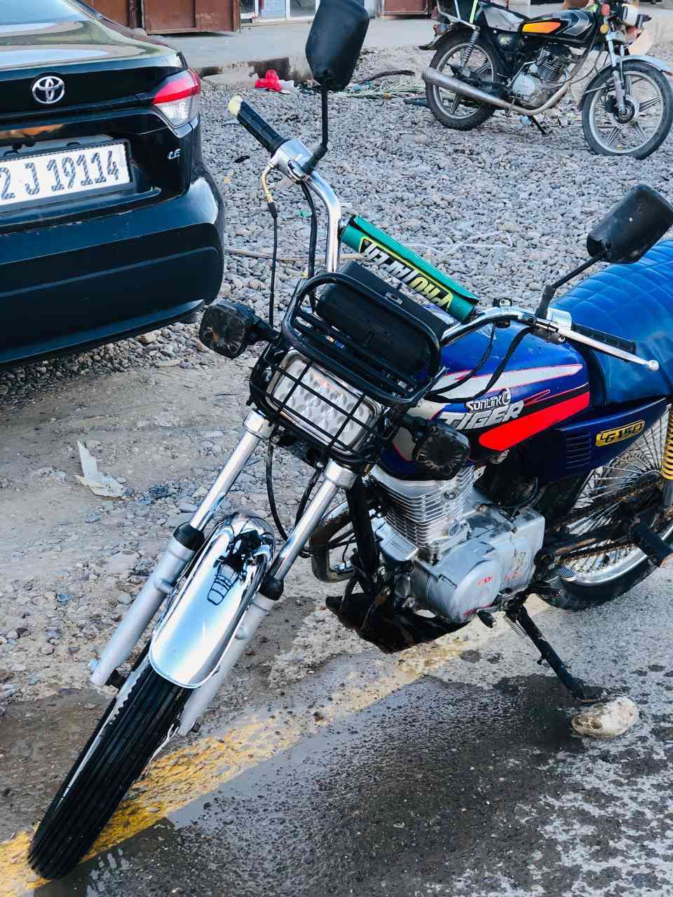 تايكر 21 كهربائيات شغالة معمر جديد على أيدي يعني جاهز تشغل وتمشي
السعر ( 270 قفل ) 269 لا تخابرني رجاءا لان ماكو هيج سعر بكل السوك والكروبات ***********
العنوان الشركاط الساحل الأيسر اسديرة وسطى
