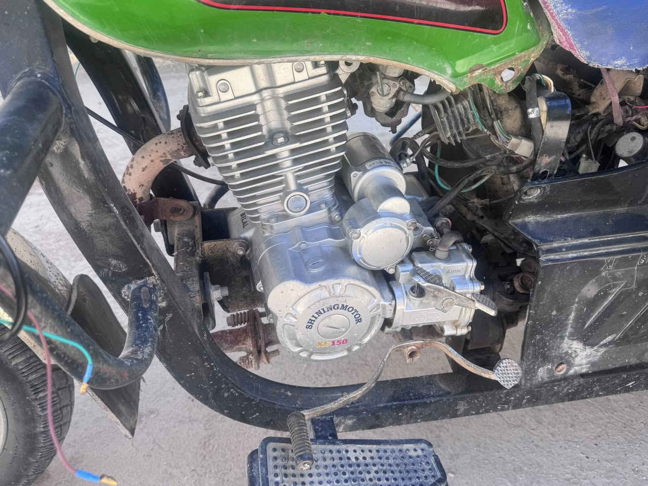 ستوته موديل 22مكينه24نضيفه عداد كتروني وافتح كهربايات جاي نضف بيه مكينه برغي ما مفتوح بيه تايرات جديده سعر مليون و900وبيه مجال حك جيه غرض البيع محتاج مكاني كربلاء الحر صغير ***********
