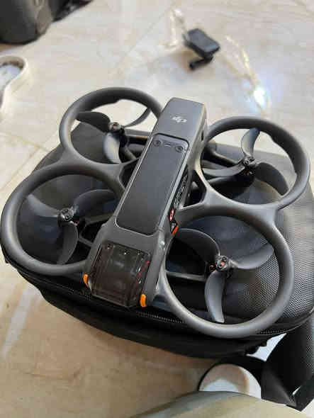 درون افاتا تو ستعمال جداً قليل 
سعره مليونين ونص 

ستعماله جداً قليل اخوان 
كارتونه موجود وجنطته 
تنويه⭕️
وياها ٦ بطاريات
 وشاحنات ثنين 
وجوستك 
وموشن 

وكل ملحقاته موجودات 

مكاني ذي قار مركز المحافظه 
***********
