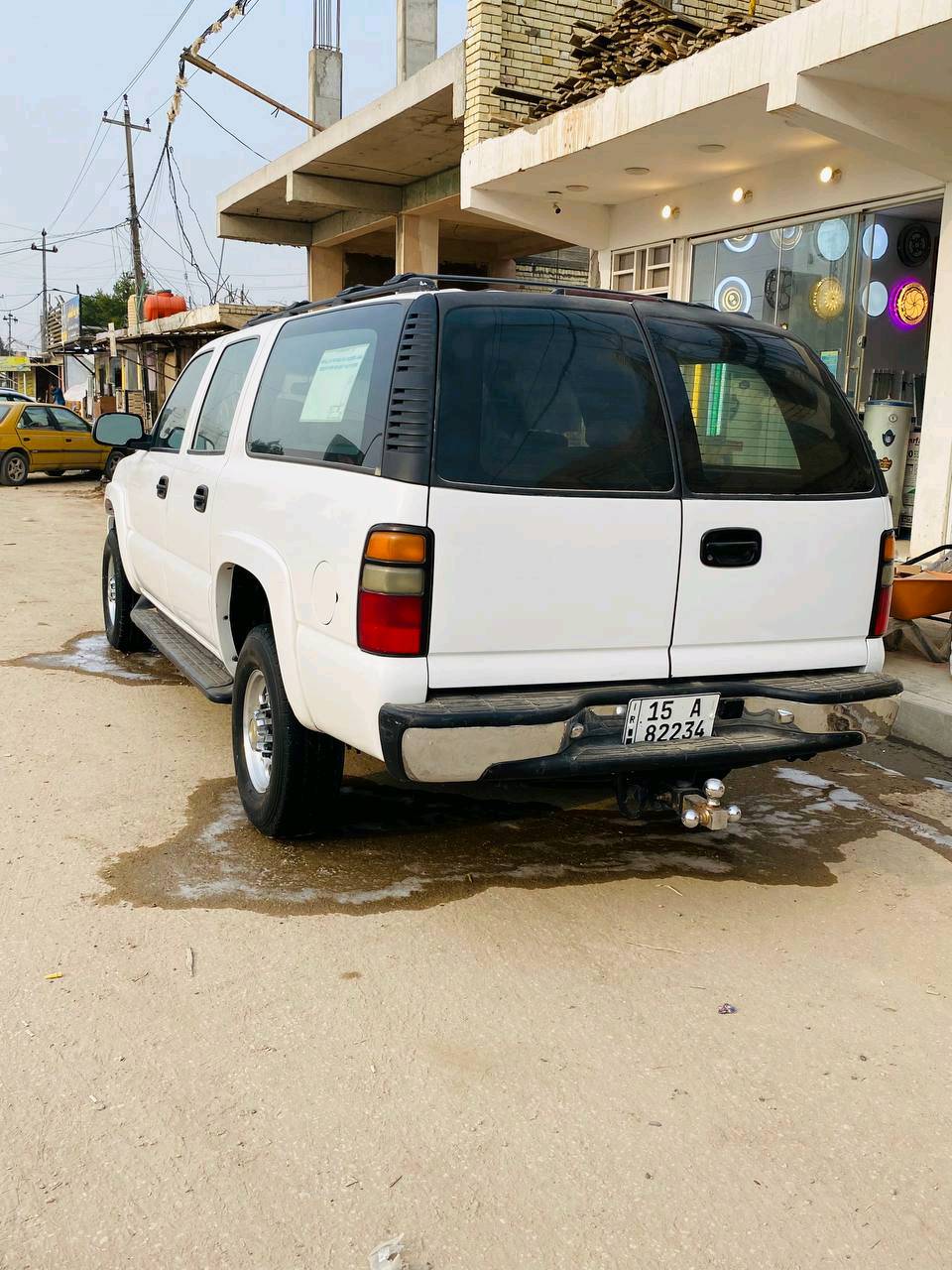 شوفرليت_تاهو مديل 2000 لون ابيض سياره ما قاصره كير مكينه حداديه اكسن تبريد كفاله مشروع وطني سياره جديده بمعنه الكلمه 
مكانها نجف 