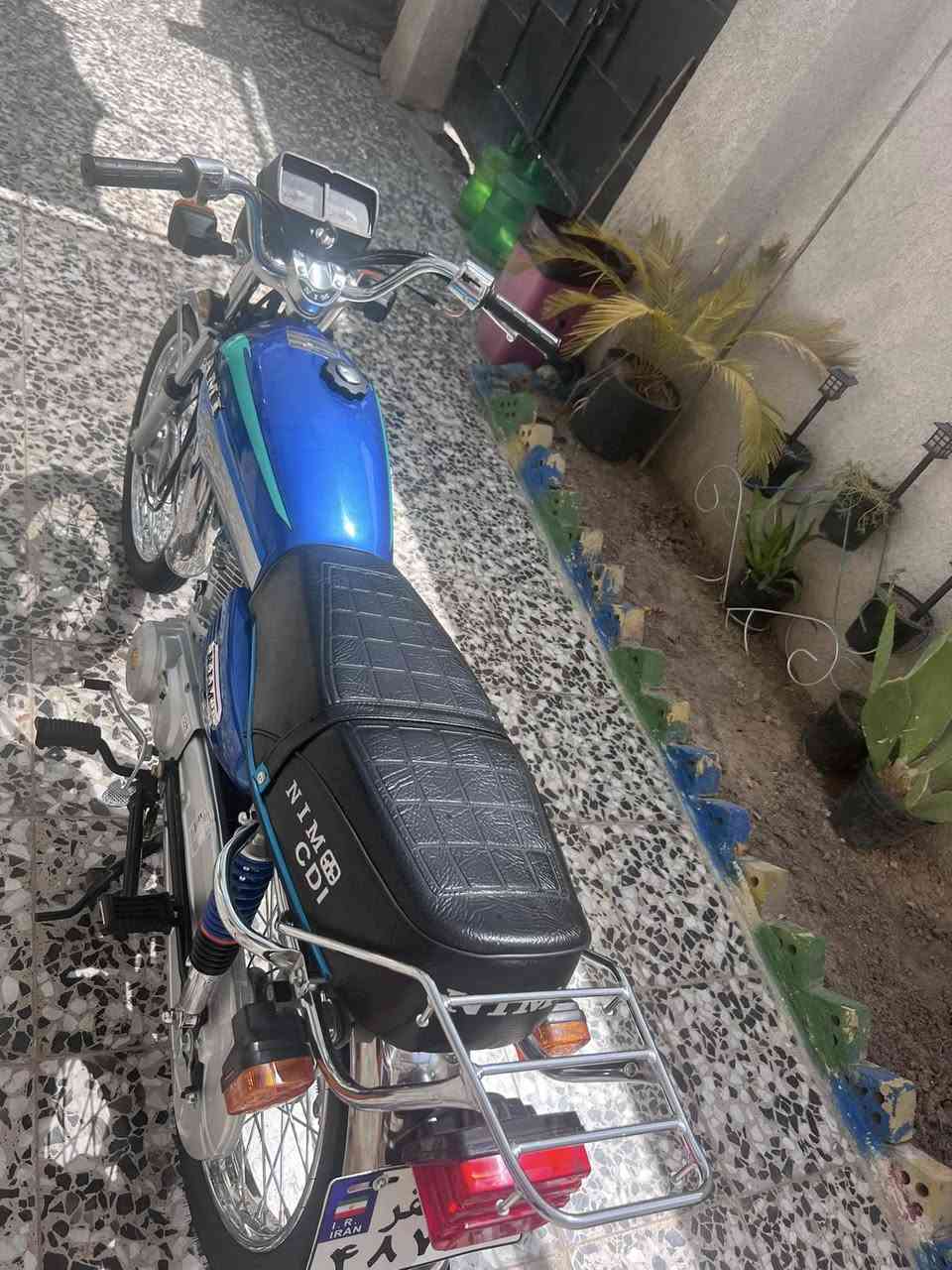 سلام عليكم دراجه أيراني نامه امتياز أوراق مو اصولي موديل 2025 دراجه نضيفه ماشيه 3000 مانقصه شي مكاني بغداد شعب السعر 650 رقمي ***********
