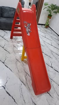 سرير اطفال • نظيفه • البصره معقل