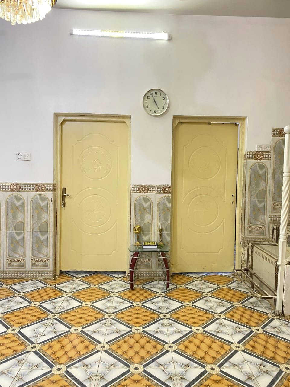 للبيع – دار سكن

📍 الموقع: آل عيسى – قرب محطة السرور (زراعي)

▪️ المساحة: 300 م²
▪️ بناء طابوق حديث
▪️ غرفتين  نوم
▪️ صالة استقبال
▪️ مطبخين 
▪️ حمام داخلي + حمام خارجي
▪️ استقبال 
▪️ حديقة 
▪️ شارع تبليط 

💵 السعر: 65

📞 للحجز والاستفسار:
عقارات الدناني
***********
