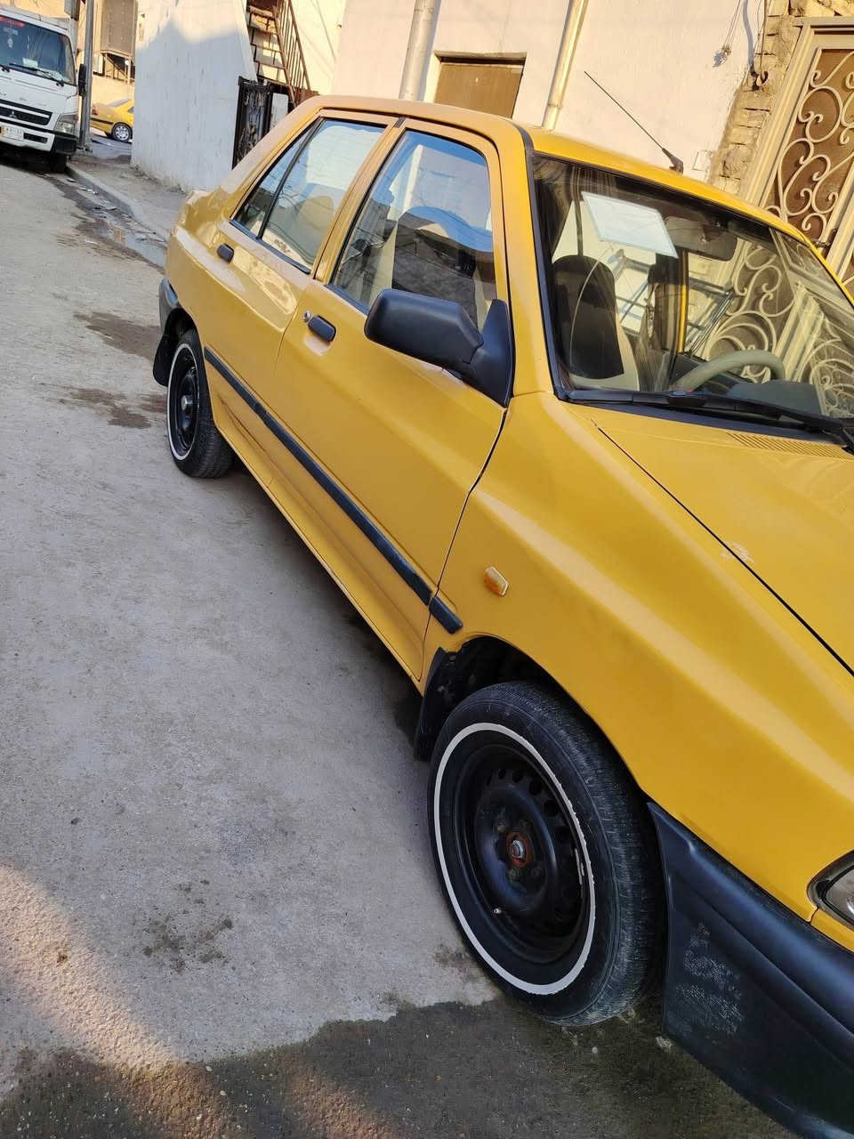 السلام عليكم
للبيع سايبا موديل 2015 ، رقم بغداد العنوان بغداد الجديدة
السعر ٣٧ ورقة

للاستفسار الاتصال على الرقم ***********
