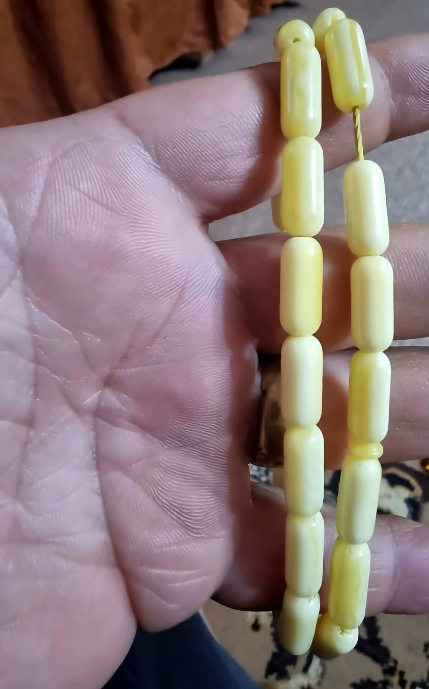 قشطة بـ عسل 20 اغرام صافي للبيع وقديمه ملاحضة كسر بالشاهود النص


**إذا كنت صاحب هذا الإعلان وتريد حذفه لأي سبب، رجاءا أرسل رسالة إلى الدعم الفني**