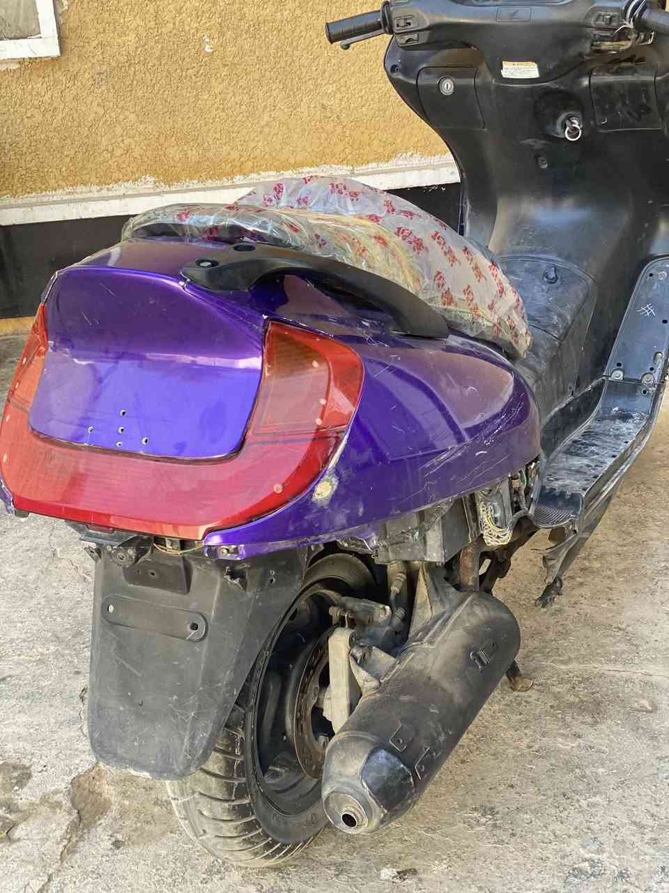 سلام عليكم دراجه فورزه صفر سته كله شغال نقصه فقط شوته نكره سلف لا تبخير لا تنقيص كله شغال سعره ب ٣٧٥مكان ديالى كنعان اتصال 📞 ***********
