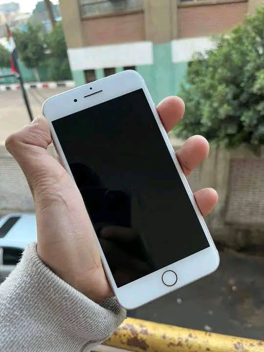 � للبيع آيفون 7 بلس 

📦 ذاكرته: 256  كيكا

🔋 بطاريته: 100% (مبدلة بس بطارية)

📲 الجهاز نظيف ويشتغل تمام، ما بيه أي خلل

💵 السعر: 125

اتصال فقط ما موجود على نت 

☎️ ***********
