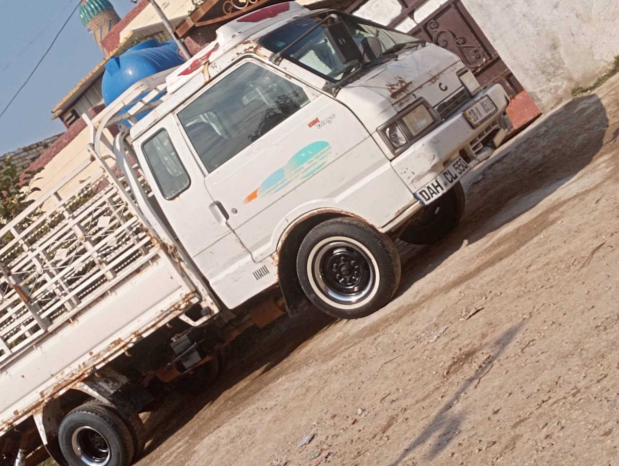 السلام عليكم كيه حمل 7جنكال موديل اربعه وتسعين رقم بابل انكليزي السنويه ل سبعه وعشرين مكينه مكفوله شاصي مكفول كير واكسن مكفولات السعر 53وبيه مجال لطيبين الرقم ‏                      ***********    (       ‏‪0776 621 9281‬‏
