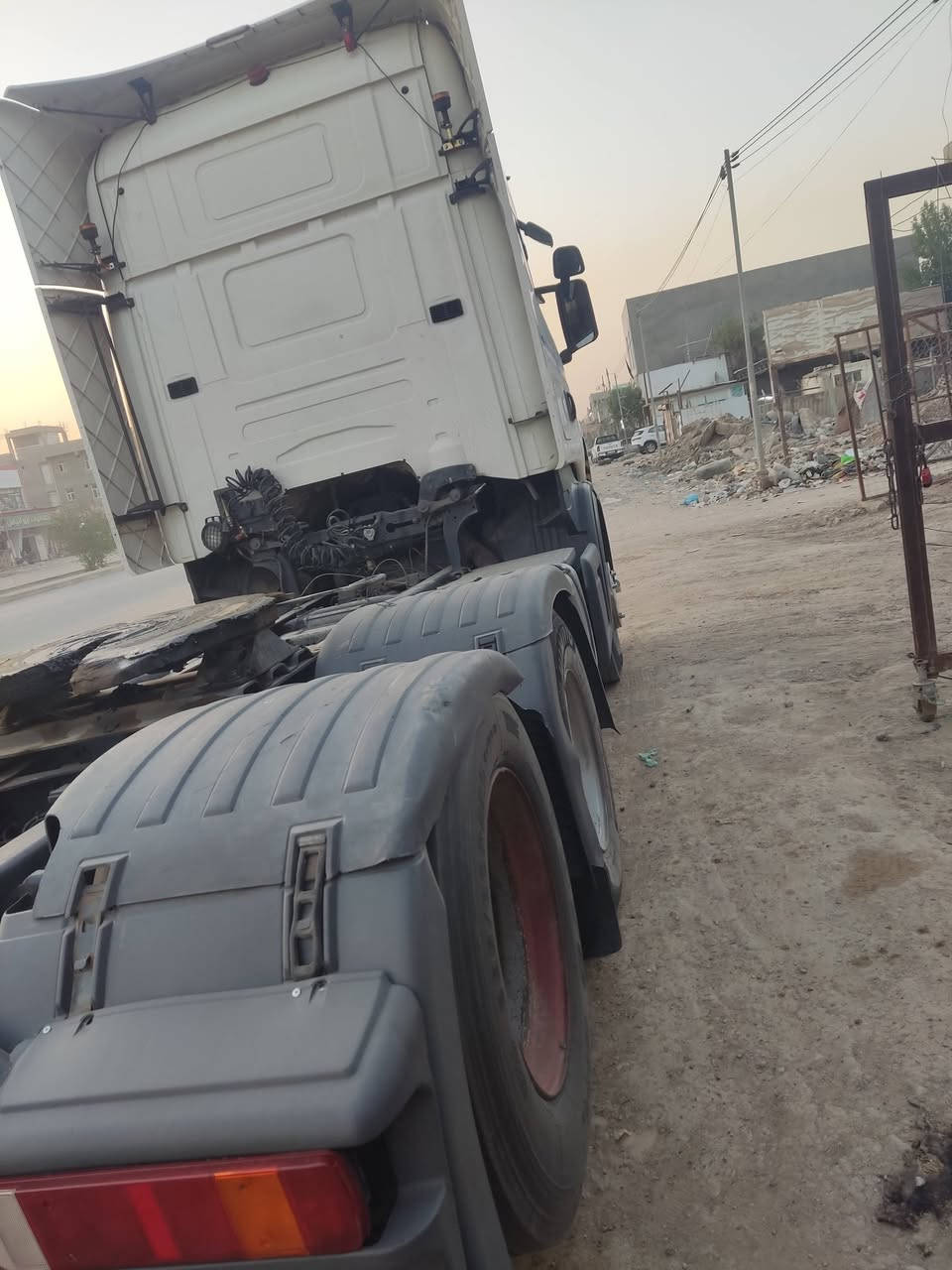 للبيع اسكانيه راس تريله رقم اربيل جديد
اخوان بس راس فقط  بدون عريانه فول مواصفات 
مكينه  6 انجكشن 4خطوط  كير اوتوماتيك مساحه
السياره جدااا نظيفه 
السعر المطلوب يتصل ع الرقم الموجود
لاستفسار  ***********
