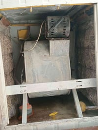 عندي مبرده 2 ونص السعر 75 مكاني بغداد 07755679794