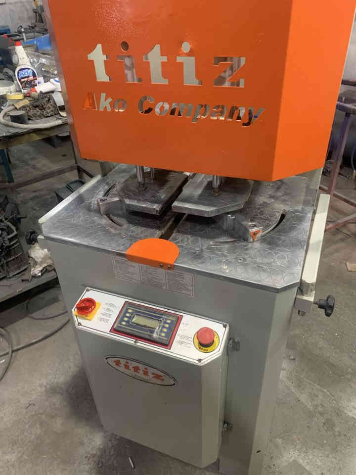 للبيع كاويه تيتز شرط الشغل والفحص للأستفسار اتصل او تفضل خاص
***********

***********

يوجد توصيل حسب الأتفاق
