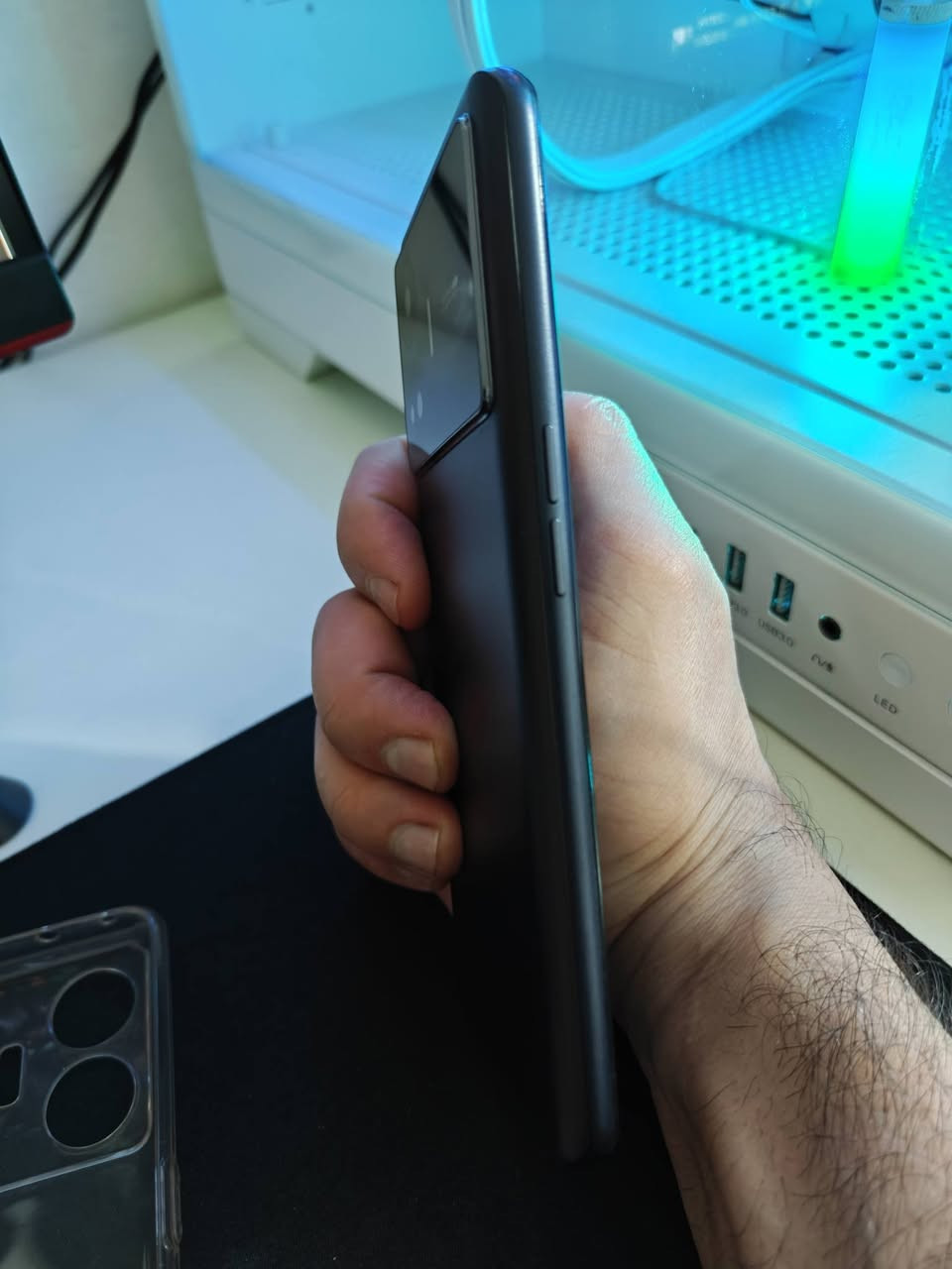 مساء الخير  💙 💚
للبيع فقط.. انظف نسخة مستخدمة ممكن تلكاها  ♥️
Realme GT neo 5 se
غني عن التعريف يدعم تسجيل مكالمات ذاكرة 1Tb رام 16 غراضة كاملة حتى الكفر جديد
 حيل نضيف بطارية 97% مكفول
سعرة نهائي قفل 325 لا تعاملني ابد متوفر توصيل لكل المحافضات او تجي للبيت تاخذة هلا بيك ❤️
مكاني بغداد الحرية ***********
