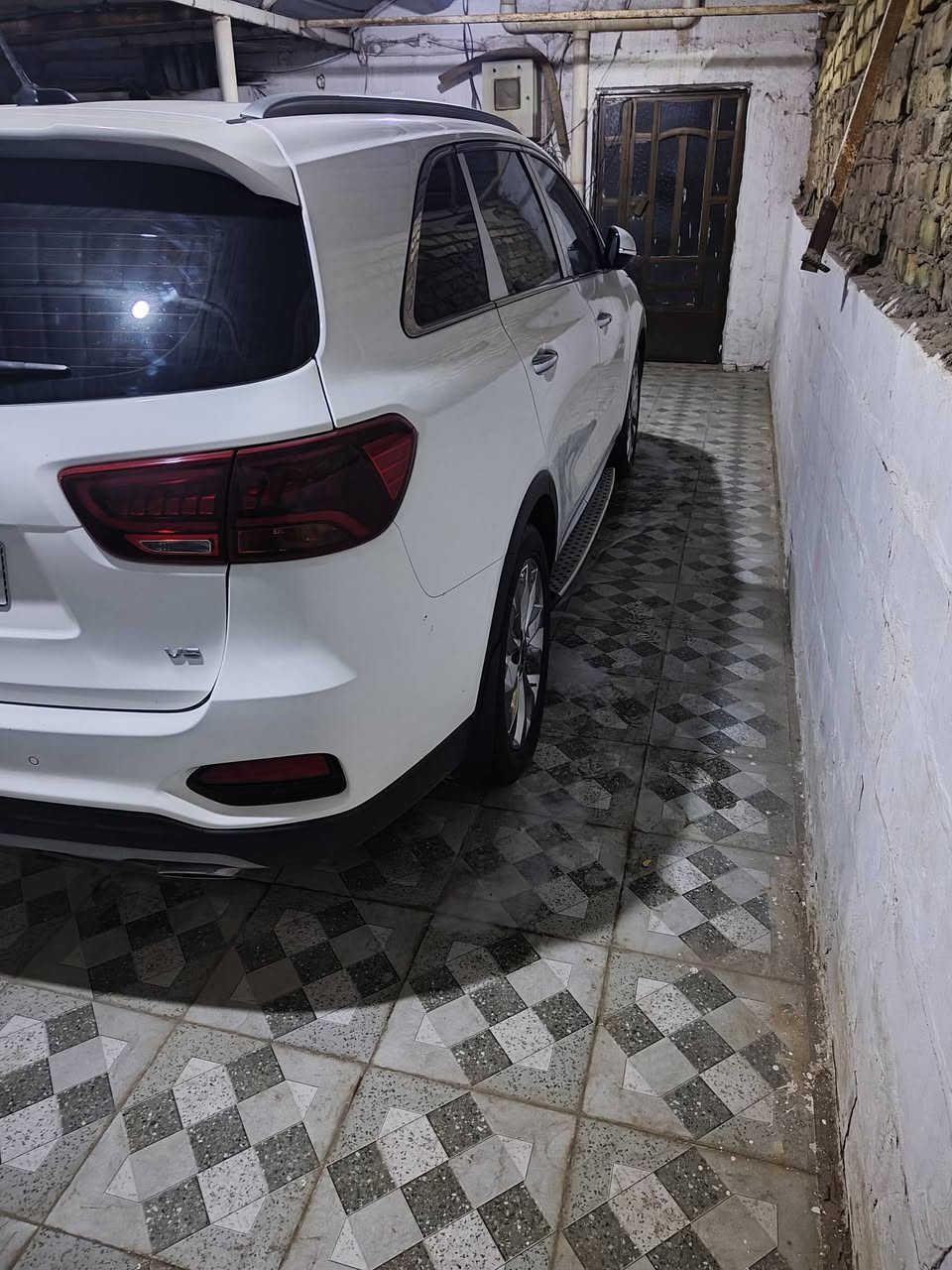 سلام عليكم ورحمة الله وبركاته
سورنتو موديل2019

( خـليـجـي )  شركه دوليه 

مكفوله من الضربه  كرت صغير بكد إصبع بالباب الخلفي وشخط  الامامي صغير جداً وسنويه بسمنه  بغداد بسمي ارق جديده وهزه جديده وسنويه

مواصفات

2بصمه وبلورامه عدد 2قطعتين 

3باب خلفي كهرباء  

4نضام بريك ابي اس 

5لدات اماميه خلفيه

6لايت زنون

7سبع كامرات محيطيه 360

8اصليه دواره حساس امامي خلفي اصلي

9كشنات كهربائي  2

10قطع تبريد 

11لد امامي بكلايت لد

12شاشه كار بلي اصلي 

13كروس سرعه

14تحكمات ستيرن

15اريل انفكيشن

16سبعه راكب

17ويل كب نيكل

18بصمه تشغيل وابواب 6

 سلندر  م3500  مامفتوح بلادي

19 8كير مامفتوح بلادي   

ترحيب  

20كامره دوارة      

21مري شفط    اشاره بالمري 

22برادات بلاديه 

23شاشه كبيرة 

24فول تحكم استرن 

اربع انظمه قياده  Sport  eco cimfort   smart

26علامة بالدواسه 

السياره جديده  جدا مكفوله من الضربه  ماشيه 62الف 

مكان السياره ديوانيه 

السعر  يتصل عل الرقم 

***********
