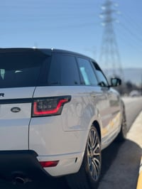 رنج روفر سبورت • ٢٠١٤ • اوتوبيوغرافي