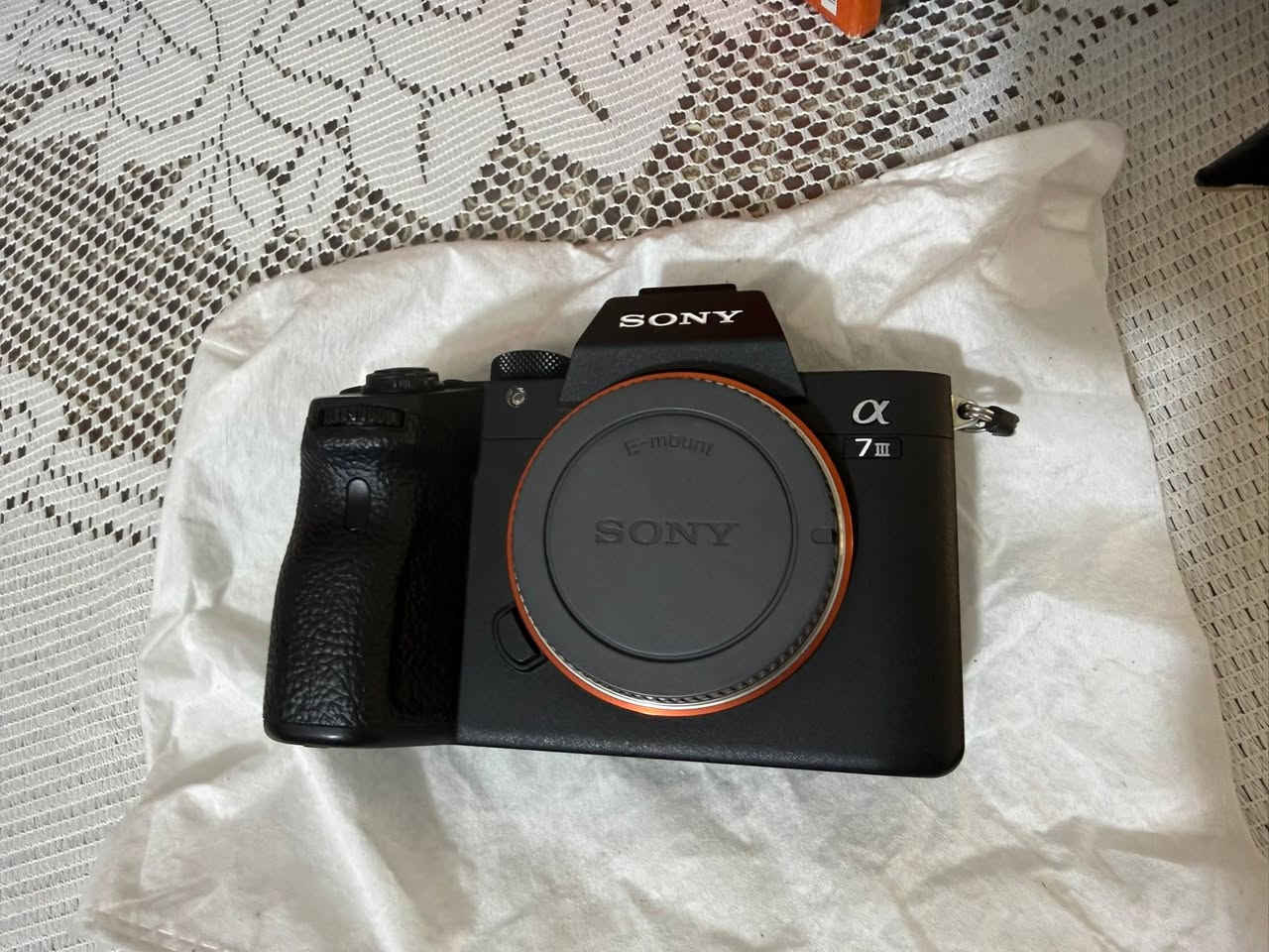 سوني a7 iii
اخت الجديده 
شتر ٣ كي 
نظافه ١٠٠٪؜ 
السعر :- مليون و٤٥٠ الف 
للاستفسار :- 
***********
توصيل متوفر الى جميع المحافظات
