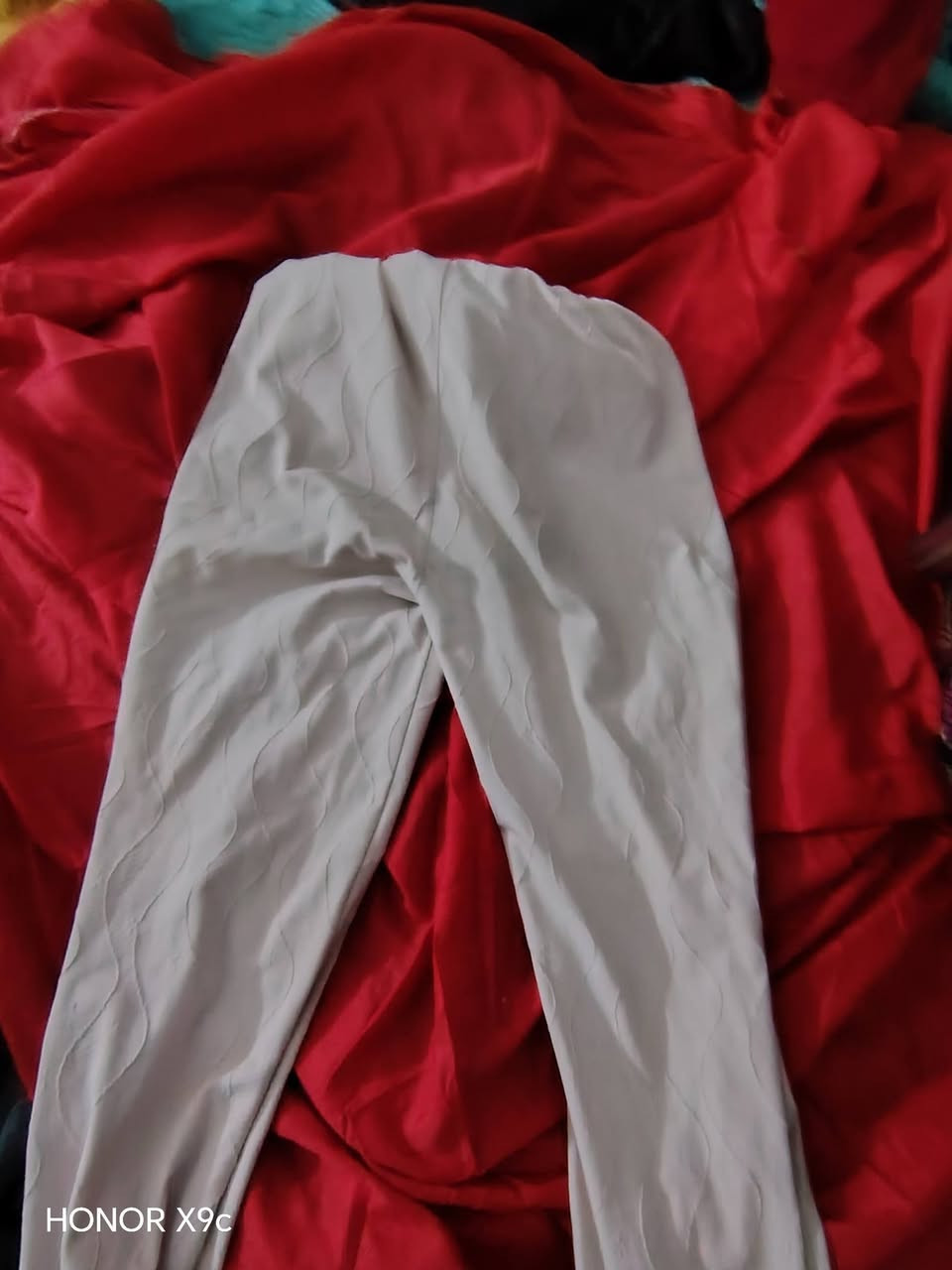 ملابس باله نضيفه قطعه عل الف عندي بعد نص شيليف ملابس مختلطه شتائي وصيفيه


**إذا كنت صاحب هذا الإعلان وتريد حذفه لأي سبب، رجاءا أرسل رسالة إلى الدعم الفني**