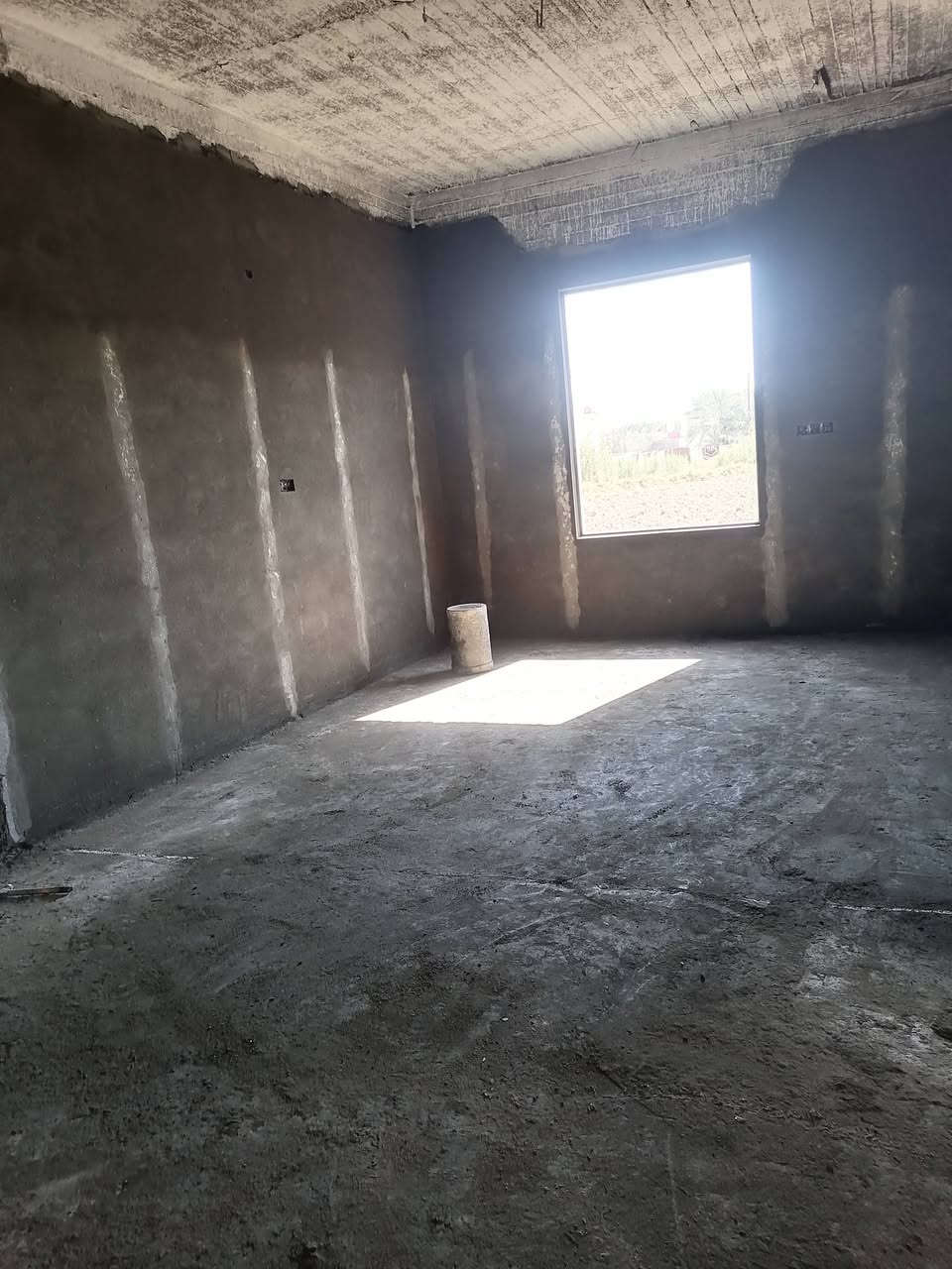 سلام عليكم
كادر لبخ متواجد بالبصره حالين 
رقم ***********
