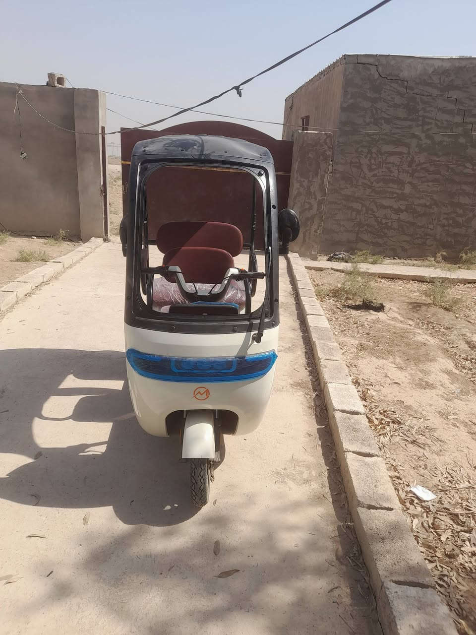 تكتك شحن للبيع السعر 950 العنوان ديالى ناحيه السلام قريه الويسي ***********
