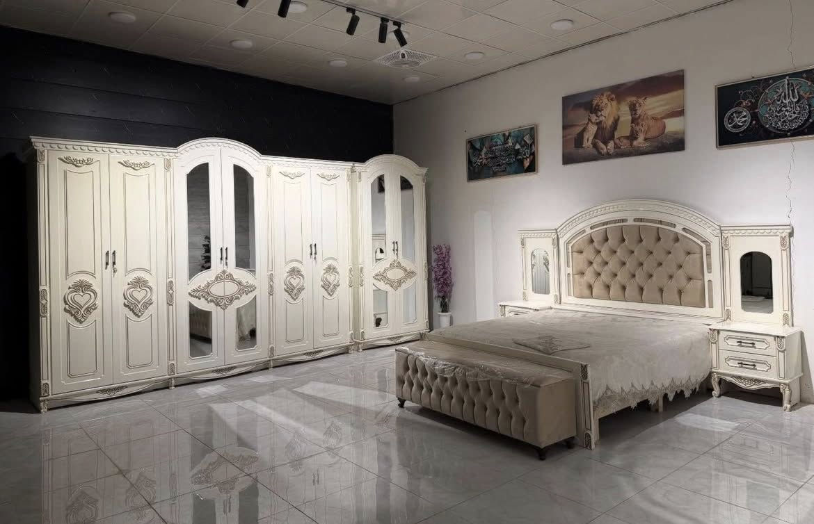 موديل جديد ضمن وجبه الدرجه الأولى 

موديل (. أوبال ) نجارة عراقية

غرفة 6 ابواب طابقين ملحق داخلي

تتكون من 10 قطع

وجه الكنتور يكون." 16 ملم  MDF 
داخل الكنتور صاج طبيعي 4 ملم 

ظهر الكنتور جرجوبة براغي 

القاعدة الارضية للكنتور بلوك بورد

ارتفاع الكنتور مترتين و62 سم 

عرض الكنتور مع زاويه الملابس 4 امتار و60 سم 

السرير طبقة بلوك بورد

السعر / مليونين و600


**إذا كنت صاحب هذا الإعلان وتريد حذفه لأي سبب، رجاءا أرسل رسالة إلى الدعم الفني**