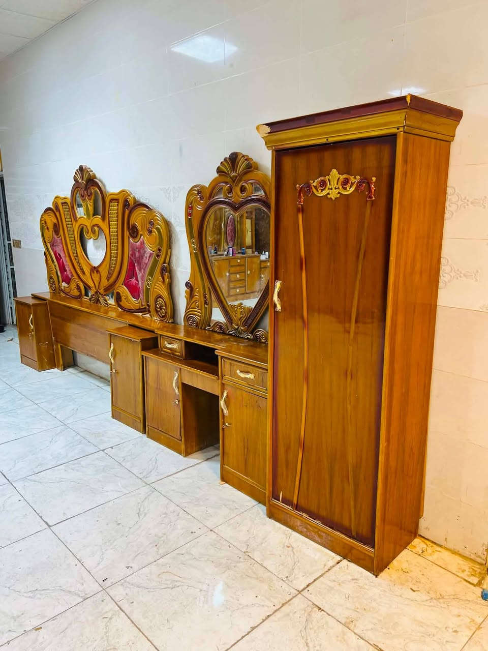 غرفة نوم صاج نظافة 95 شغل وسط ب٦٥٠ قفل توصيل وشد مجاني بغداد يوج


**إذا كنت صاحب هذا الإعلان وتريد حذفه لأي سبب، رجاءا أرسل رسالة إلى الدعم الفني**