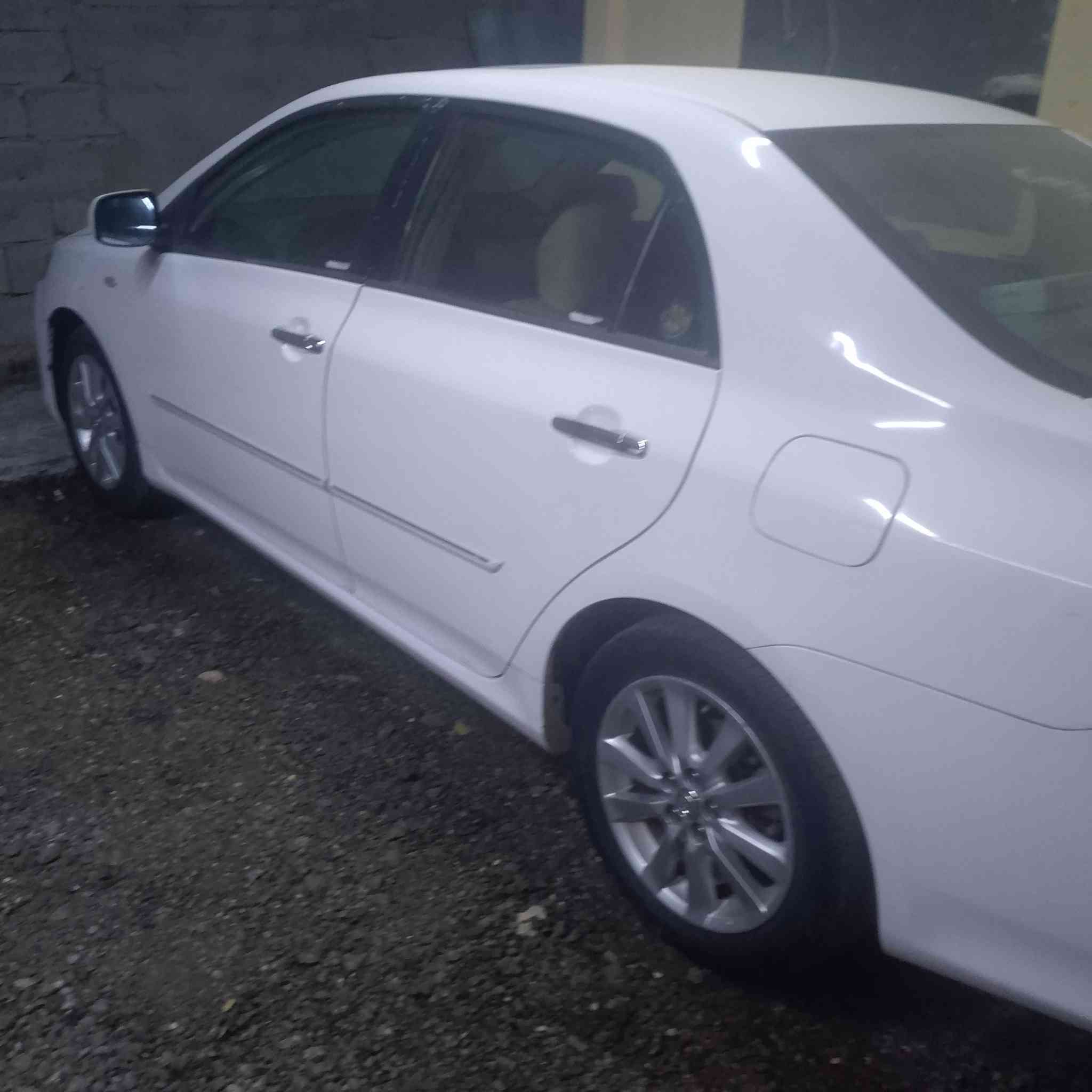 السلام عليكم كورلا موديل 8خليجيه رقم بغداد انكليزي باسمي شخصيا محرك ١٨٠٠  كير محرك  جاهز تبريد تدفئه تحكم ستيرن فتحه سقف سياره  فقط قطعه وحده صبغ   السعر 115 بيه مجال ***********
