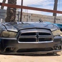 كصه جارجر موديل ٢٠١٤ للبيع وياها ٤ أبواب وجنطه ودعاميه خلفيه  ٠٧٧١٠٦٥٢...
