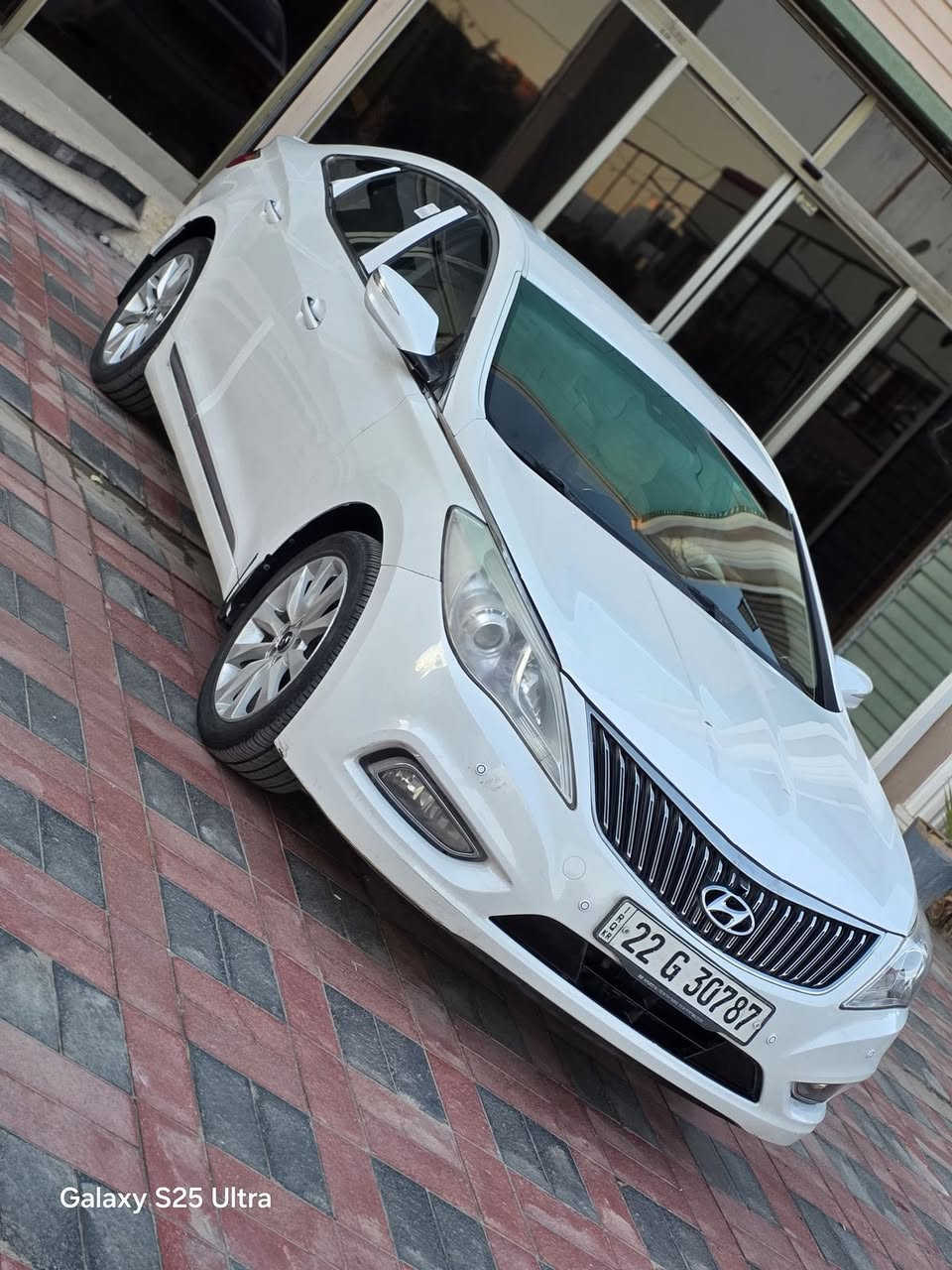 يالله السلام عليكم

للبيع ازيرا  خليجي 2014

السيارة بيها فقط جاملغ مبدل اصلي بدونن صبغ اثر طخه بصيطه وبدلته 
محرك 6سلنر 3000

رقم اربيل انكليزي 

- مواصفات السيارة

بردات خلفيه  وبردّه كهربائيه
- بصمة جنطة

- تحكم استيرن

- مانع انزلاق

- دواخل بيجي

- تبريد خلفي

- ويل اكروم

- لد امامي

- منظومة لايت ابيض عالي + ناصي

- اشاير بل مري

- مري شفط

- مدخل AUX + USB

- تخم تاير

- وباقي المواصفات المعروفة

اخوان سيارة كلش حلوة وجديدة ومابيها نواقص وجاهزة للاخير من كير وتبريد وحدادية  بالكارتون ستوني مسويها 

الف عافيه للي ياخذها

116 وبية  مجال قليل   مجال قليل    المكان نجف الأشرف 

***********
