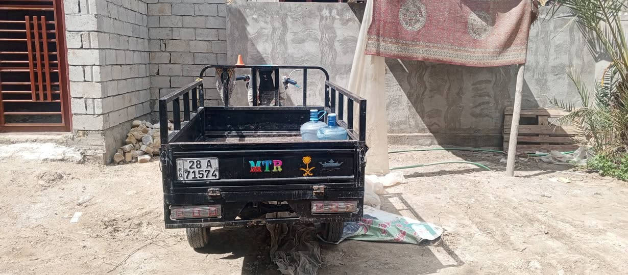 سلام عليكم
ستوته للبيع موديل 23 
رقم نكليزي 
ستوته نضيفه محرك قبل 25 يوم من شادي ثالث تبديلت دهن 
بس الشاصي عوزه صبخ ول باقي مكفول كير بكس قبل يومين شادي اصلي 
تواصل خاص مفتوح
رقم *********** بي واتساب
