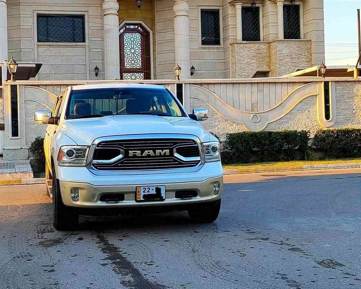 دوج / رام / كلاسك / لونك هورن
موديل 2017 وارد امريكا كلين تايتل بدون حادث / بيها بارد في الجاملغ الخلفي الايمن / تقرير الفحص مرفق
لون ابيض وذهبي بلادي
فول مواصفات
جكات
محرك هيمي 8 سلندر 5700
باب طويل بدي قصير
رقم اربيل / التجديد لغاية 2029
سيارة أي نقص ما بيها سيرفس كامل
ماشية 108.000 كيلومتر قابل للزيادة
سعر(22.500 $) دولار بيها مجال
مكان السيارة/ بغداد / حي الجهاد / الاطباء
هـ/ ***********
     ***********
فراس ابو بنان
