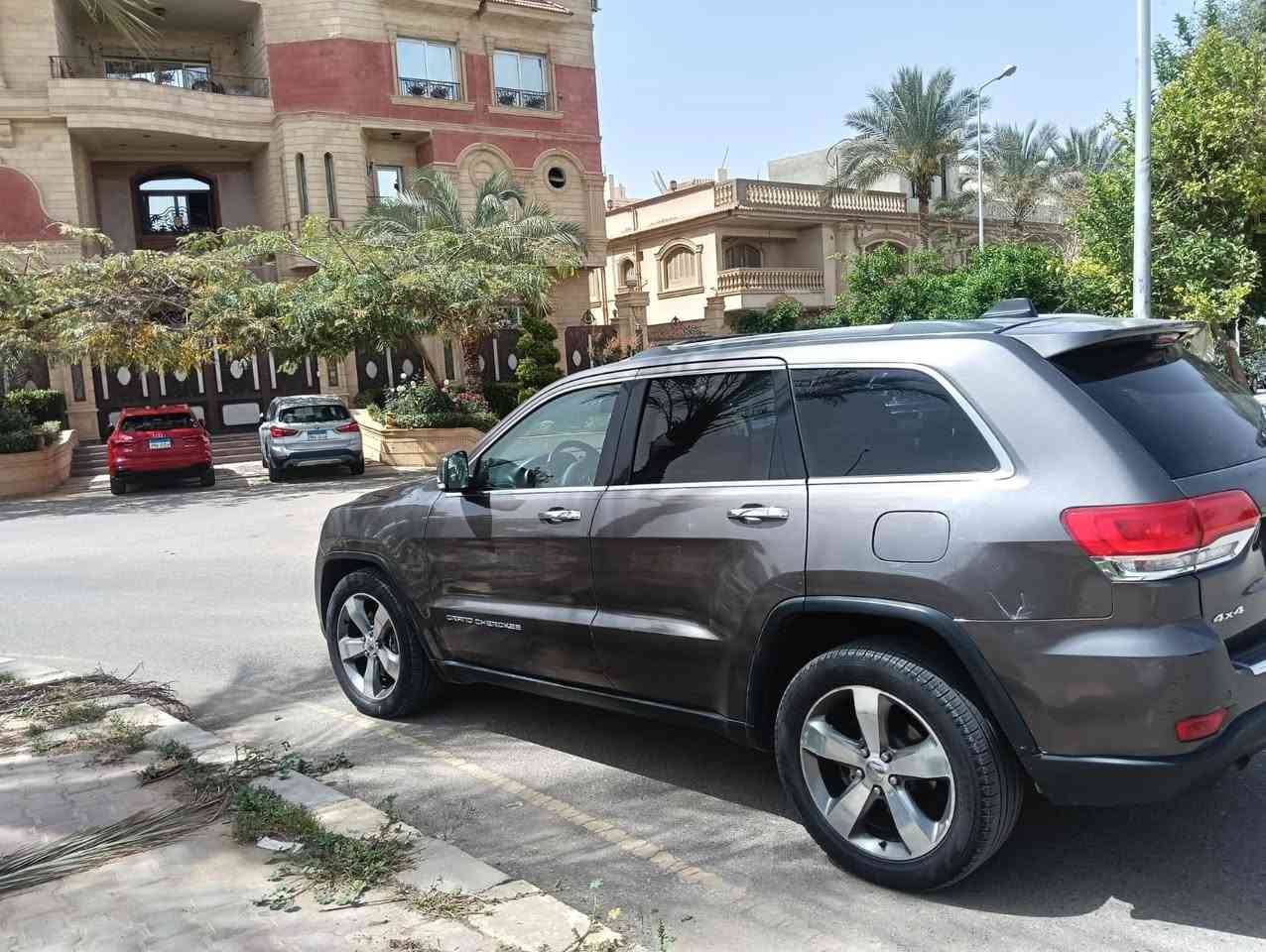 Jeep grand cherokee 2016 limited
اعلي فئة 

فبريكا جوا بالكامل

عداد 175,000km قابل للزياده.                        

جميع الكماليات 

شاشات . كراسي كهرباء. حساسات . شنطه كهرباء

رخصه سنتين مرور الجيزه

كاوتش زيرو بيرلي انتاج السنه 

عفشه مجددة بالكامل

ليد امامي جديد

راشه جنبين نظافه نتيجة كلح

معاينه

ف شبرا أمام قسم أول شبرا برج التطبيقين

العربية علي المفتاح مش محتاجة جنيه

للتواصل:01098402451


**إذا كنت صاحب هذا الإعلان وتريد حذفه لأي سبب، رجاءا أرسل رسالة إلى الدعم الفني**