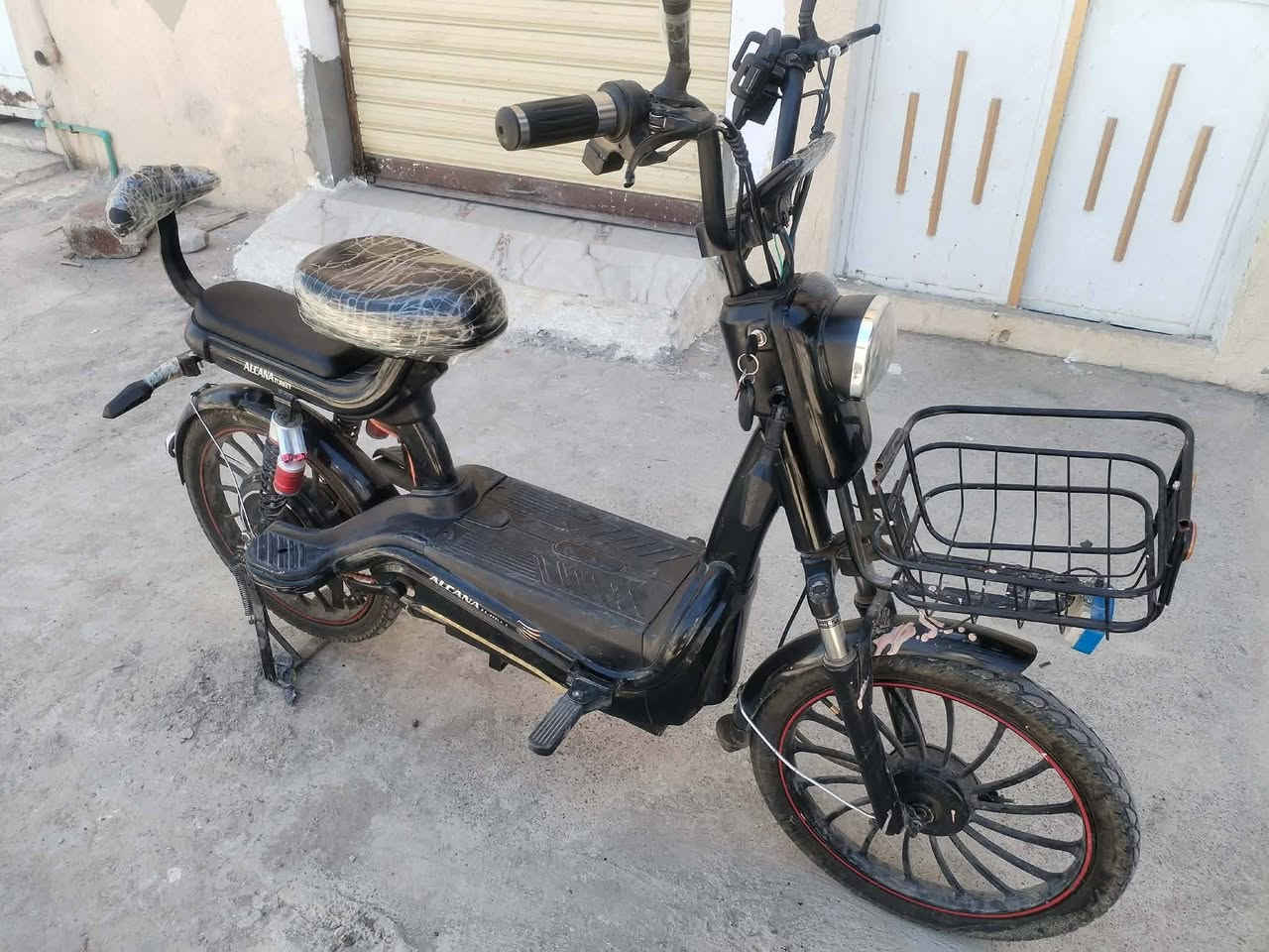 ماطور شحن شرط مع شاحنه مالتو جديد السعر 170 نظيفه وضع شركه


**إذا كنت صاحب هذا الإعلان وتريد حذفه لأي سبب، رجاءا أرسل رسالة إلى الدعم الفني**