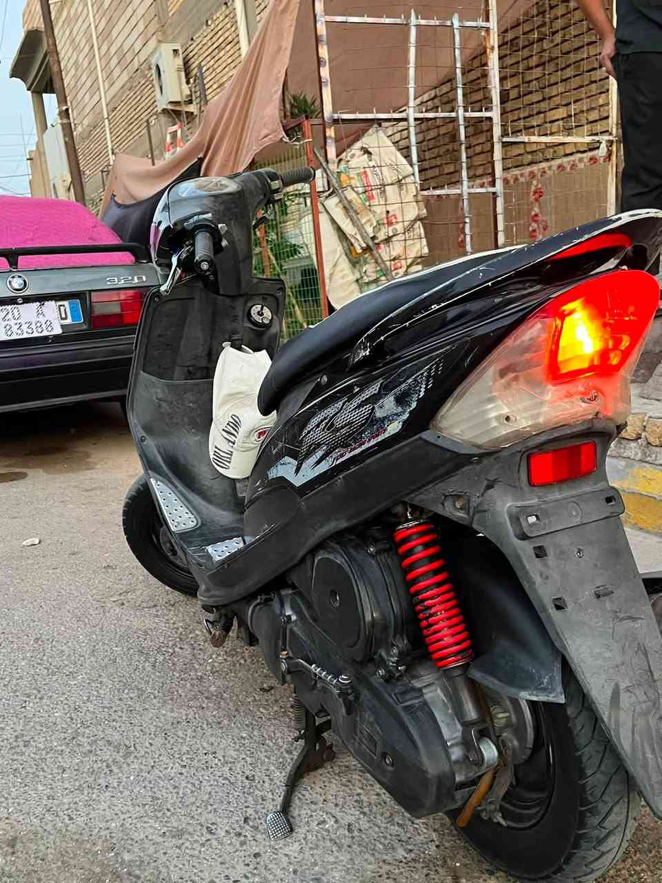 السلام عليكم دراجه ماكس للبيع دراجه نظيفه شلعه ومعدل دراجه بلاديه كله ختم واحد مابيه شي تجاري دراجه مفتوحه فقط ولفات والباقي كله مكفول سعرها 650 وبيها مجال بسيط حك جيه مكاني ناصريه مركز
***********
