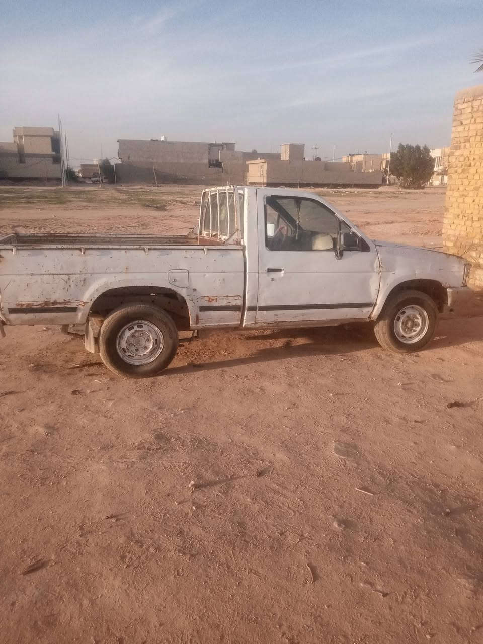 سلام عليكم سياره نيسان للبيع محرك ونجي موديل 91 سنويه 2028مشروع وطني تحويل ثاني يوم رقم انبار سعر17وبي مجال  ***********  الحيدريه خان النص
