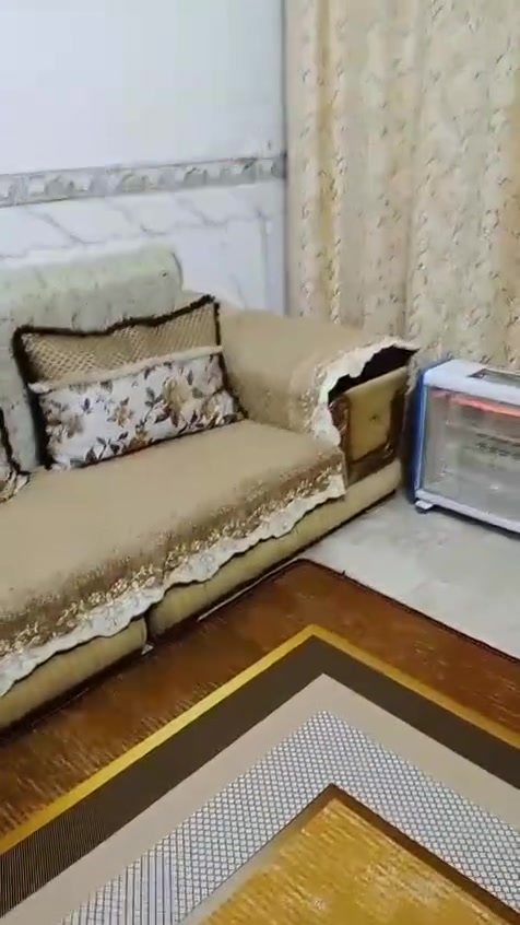 سلام عليكم تخم كامل +بي قطعه تكمله مالته  تخم تسكام مو سوكي سعر 350 وبي مجال شراي يخابرني ***********
