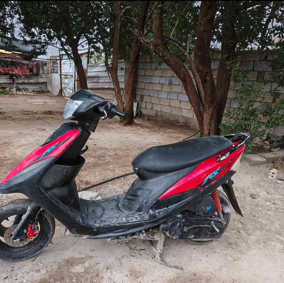 سلام عليكم ماكس عدلة لبيع ختم واحد وية محرك شلعة ومعدل  نواقص سلف و ماشة شوية تعبانة نواقص بصيطة سعر 400 وبيهة مجال بصيط مكاني شعلة جكوك رقم  7747945302
