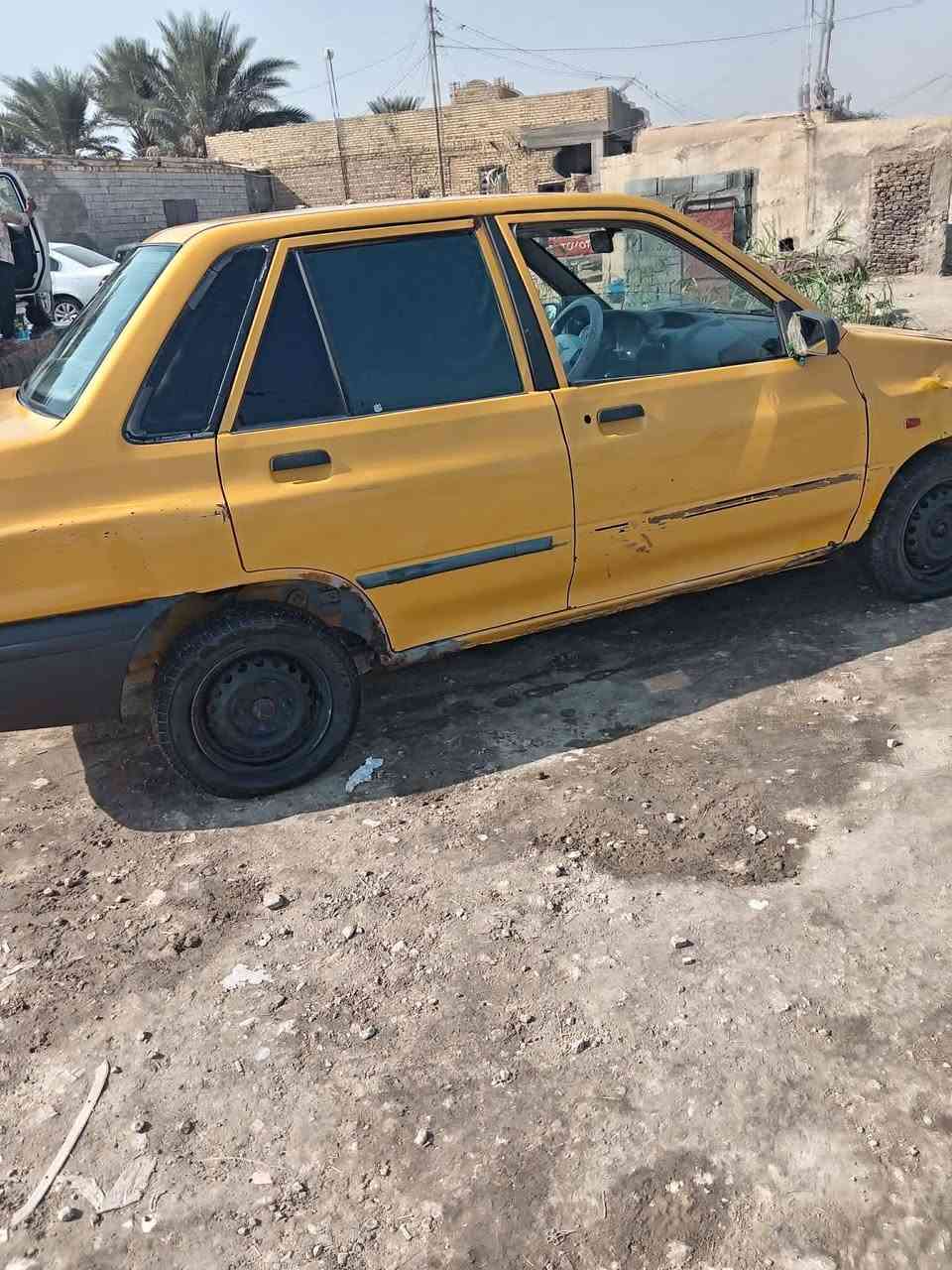 السلام عليكم سايبه موديل 13 سياره جاهزه مكينه وكير مكفولات سياره لا ضربه ولا صبغ ولا تبديل سياره بيه شخطات شوف عينك ملاحضئ سياره عليه هيه 300 تريت تخصمه من سعر تريد نته صفره سياره 24وبيه مجال عنوان الحمزه شرقي ***********
