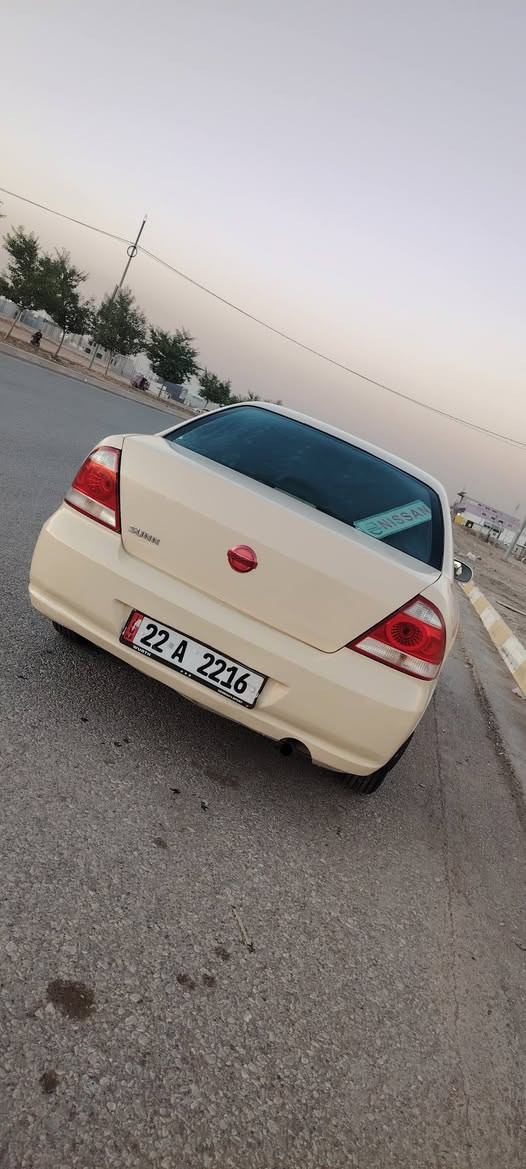 سەنی کۆری 2012گێڕ عادی بیلاد تەکسی سەنەوی تا 2027نوێیە سەیارەکه بێکێشەیە هیچی نیە فەقەد دو جێی بچوکی تعدیلە گێڕو مەکینە بەشەرت فەقەد جەمپێکی پشتەوەی هەیە ئەویش زۆر کەمە ئەگەر 
ژ.م *********** أربيل, العراق
