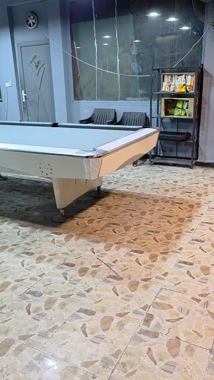 السلام عليكم كوفي بلاتنيوم للبيع مساحه 200متر
مجازه من الصحه
اراكيل طه فقط عدد21
سستم كامرات 
سستم كاشير وميز كاشير 
بلي فور مهكر عدد 2
شاشه عدد 4وحده 85 و3حجم 60
عارضه +مجمده
بليارد سوبر ماستر 
ميز دومنه 15كراسي عدد 46
نضام رابعه4
كوفي كامل وبعد هواي إشياء مذاكرهه الي يحب يتفضل يجي ويجيك ويتحول بأسمك
اخوان الله يحفظكم بس الشراي يتصل عل رقم 
*********** العنوان بغداد الاعلام شارع سوق اميمه
