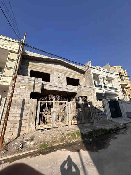 يتوفر هيكل للبيع 100 متر 5 في 20 
الاهيكل حي الفلاح الثانية جمعية ام الربيعين + وصل بلدية 
الاهيكل  طابقين يتكون من 3 غرف وبناء حديث 
الاهيكل شروق تام وبسعر مناسب جدا 
السعر 93 قابل للتفاوض 
موقع المكتب الكائن في حي الفلاح الثانية شارع الملعب قرب العمارة الزرقاء 
للاستفسار عن الهاتف *********** 🔹***********
يتوفر دور ايجارات /وبيع وشراء //الاراضي / والبيوت/ والإهياكل 
يتوفر عروض كافه المناطق زيونة حي الفلاح الثانية خلف المرور 
كل ما عليك اتصل ع ارقام التالية ونستقبل كافة العروض

)/////////////(/(/(/(/(/((/(اختياركم الأفضل 🌚🤍///////(:(/(/(/(/(
