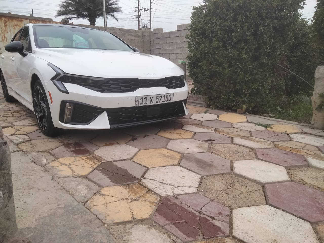 السلام عليكم كي 5 موديل 25 وارد امريكي سياره فول مواصفات كير وماكينه مكفول تخم تاير بسمي تحويل مباشر 175بيها مجال عنوان بغداد تقاطع النهروان ***********اتصال
