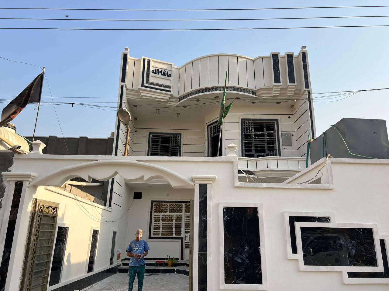 السلام عليكم خلفه لبخ متفرق حاليه واجهيات لبخ طلس تطعيم حجر بورسلين
***********
