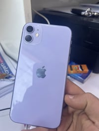 آيفون ١١ • ذاكرة ٦٤ • بطارية ٨٠٪