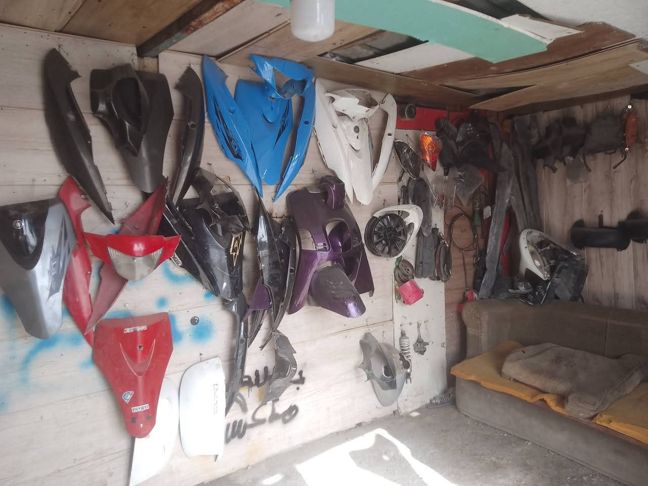 سلام عليكم شباب قراض ماكس عدله كفرات بوليس وياله بك لاتات شاير مصدات ترايش سبدرات كسحلت بوليس  البيع مكاني بغداد بل زعفرانيه شراي يجي توصيل ماعندي شباب ‏‪0771 387 7521‬‏
